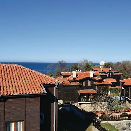 Сasa de vacaciones Four-bedroom Holiday In
